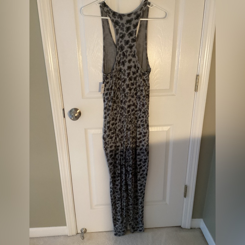 Aerie Gray and Black Jumpsuit with Relaxed Fit (FINALPRICEDROP) - Picture 3 of 5